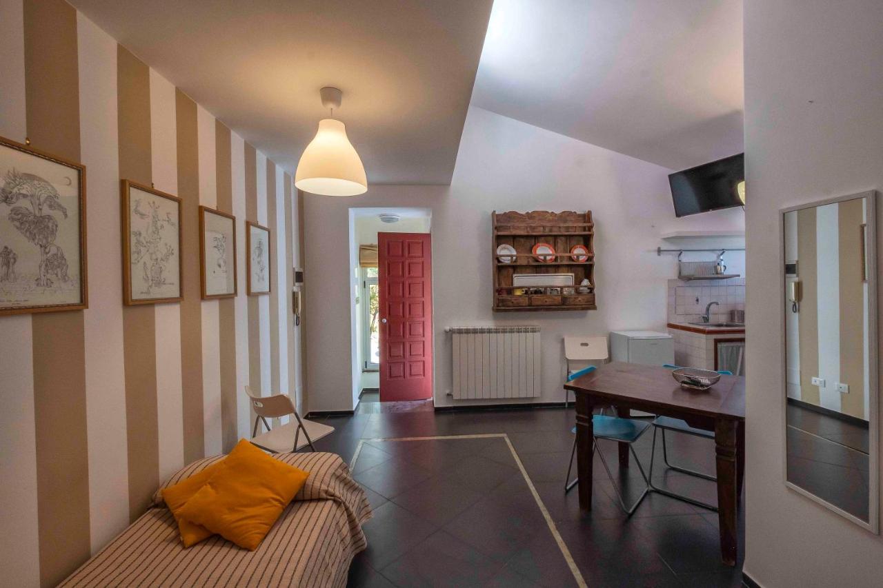 Bnb Casa Rossa 몬레알레 외부 사진