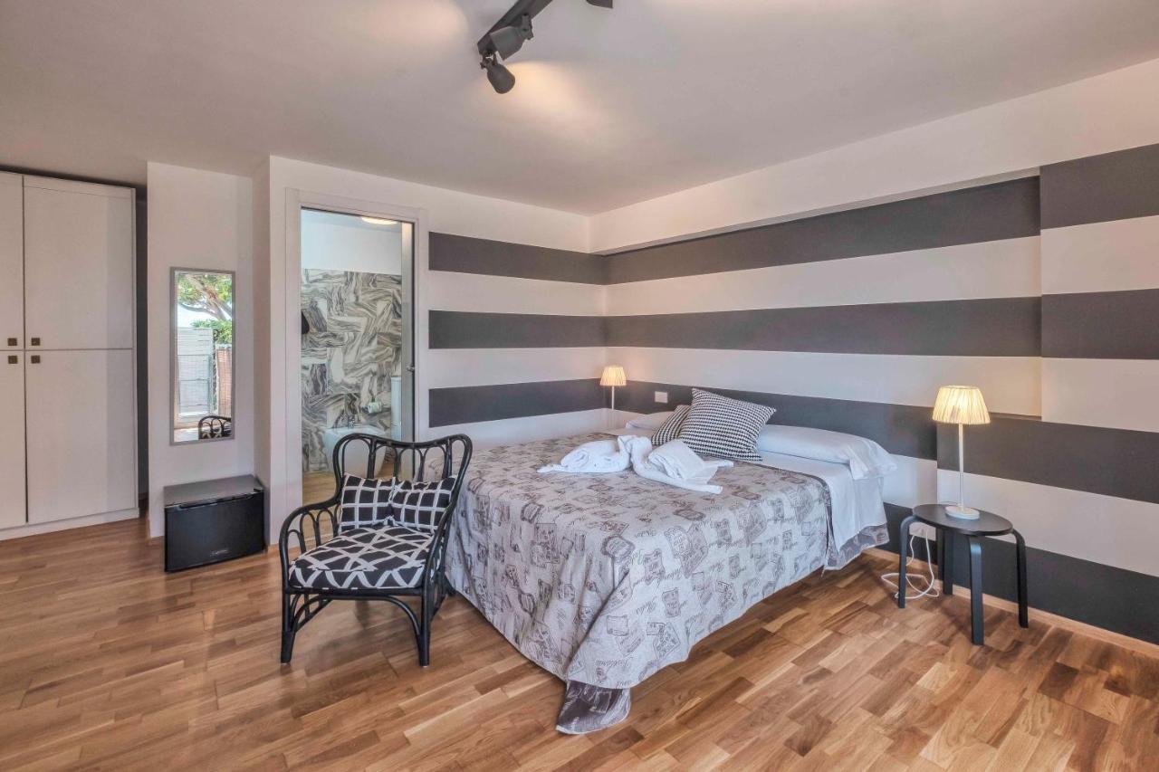 Bnb Casa Rossa 몬레알레 외부 사진